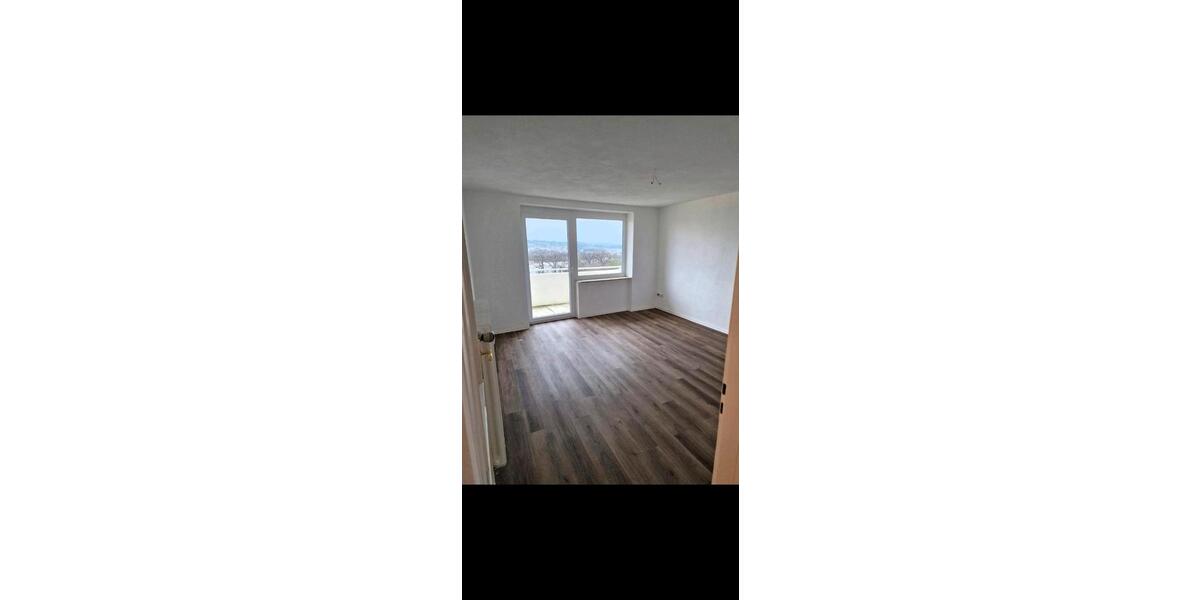 Etagenwohnung Durach - 3 Zimmer, 69 m&sup2;, 1.250&euro; | Angebot:24829071