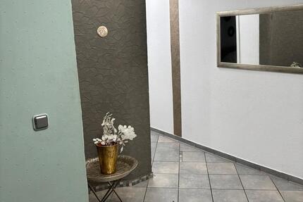 Wohnen auf Zeit Bad Hersfeld - 5 Zimmer, 160 m&sup2;, 27&euro; | Angebot:24718945