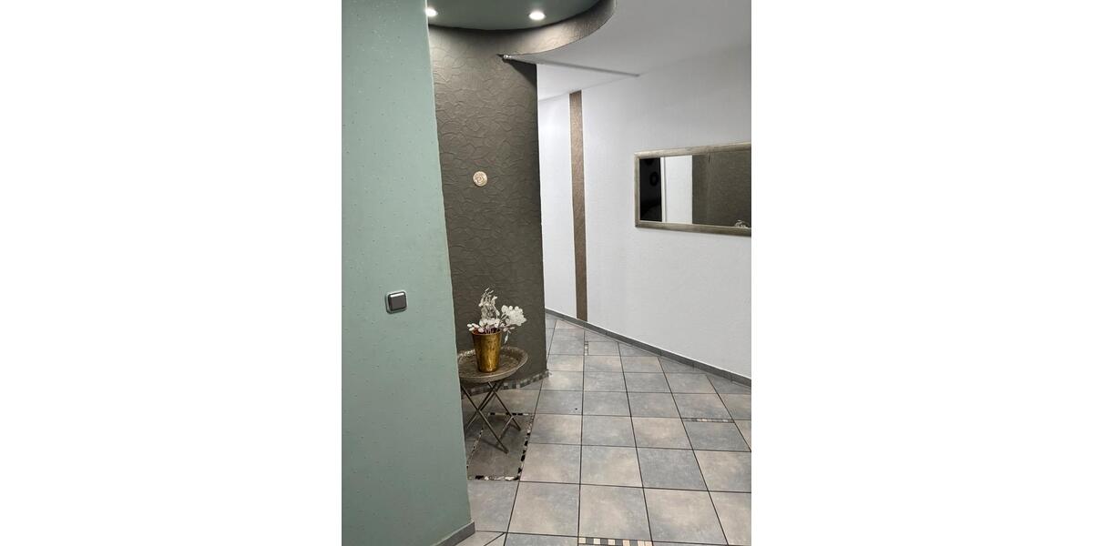 Wohnen auf Zeit Bad Hersfeld - 5 Zimmer, 160 m&sup2;, 27&euro; | Angebot:24718945