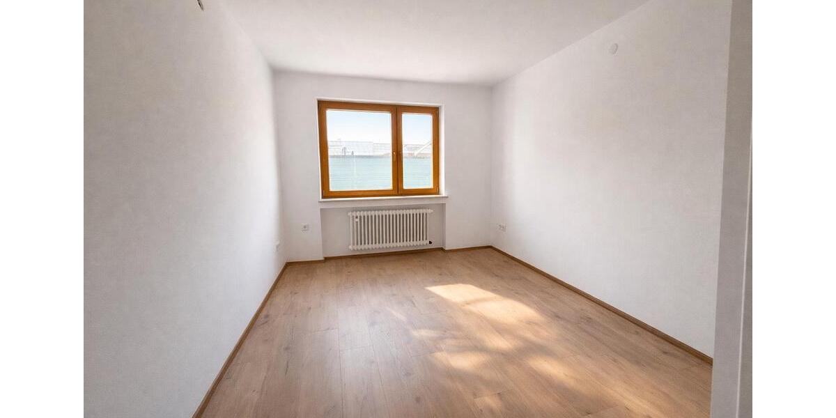 Etagenwohnung Bruchsal - 3 Zimmer, 87 m&sup2;, 1.200&euro; | Angebot:26216363