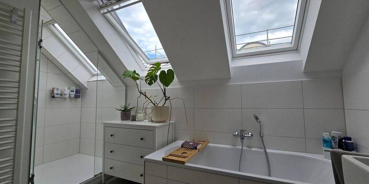 Etagenwohnung Dresden Laubegast - 3 Zimmer, 86 m&sup2;, 1.127&euro; | Angebot:26740494