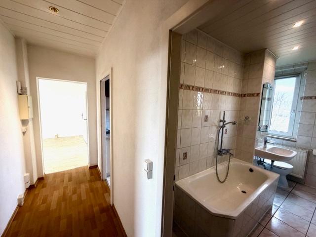 Etagenwohnung Meißen - 4 Zimmer, 75 m&sup2;, 562&euro; | Angebot:26632845