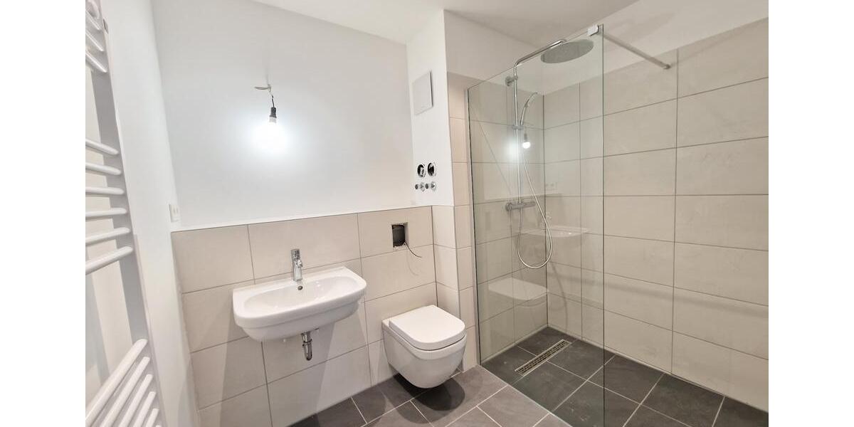 Einfamilienhaus Leipzig Mitte - 5 Zimmer, 179 m&sup2;, 2.331&euro; | Angebot:25959511