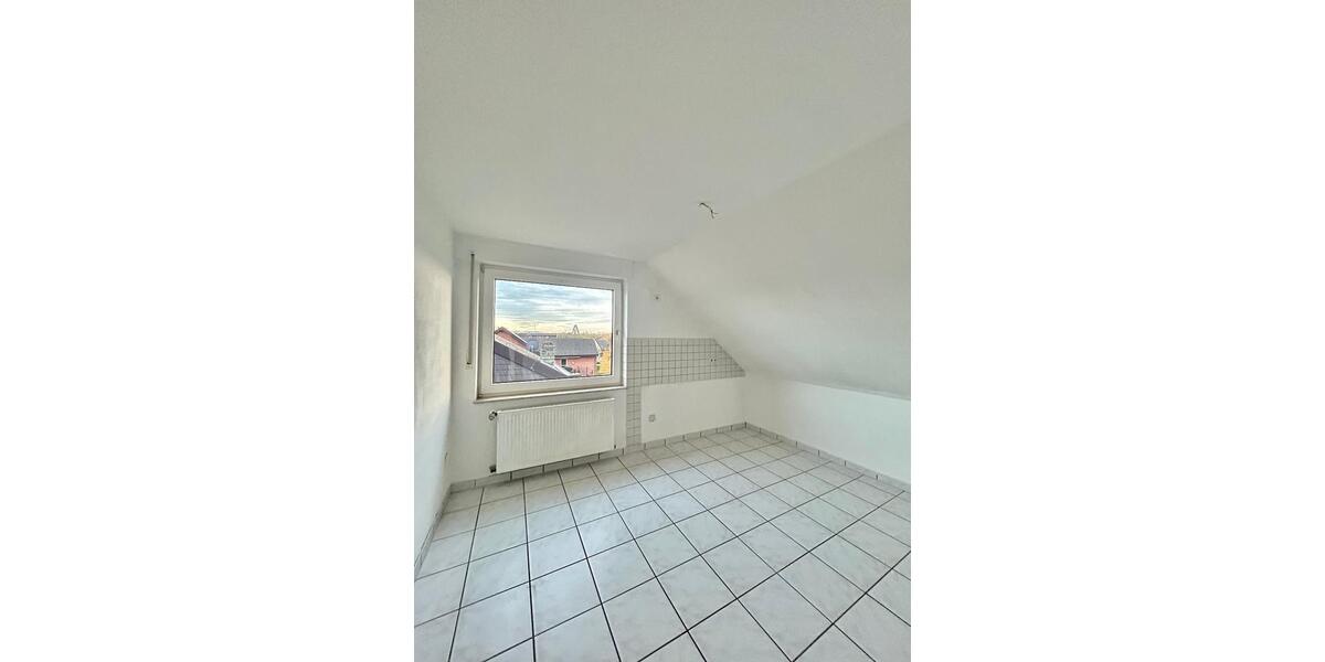 Große 3 Zimmer DG-Wohnung auf zwei Etagen mit Balkon in Haltern am See zu vermieten 3 zimmer