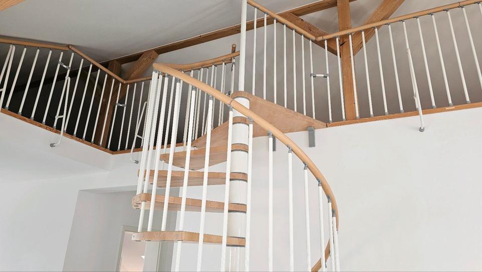 Dachgeschoßwohnung Heusweiler - 3 Zimmer, 117 m&sup2;, 950&euro; | Angebot:26180340