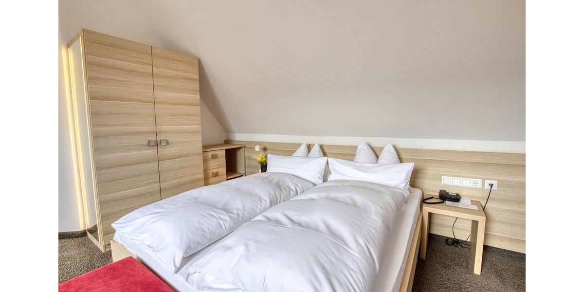 Wohnen auf Zeit Gerlingen - 1 Zimmer, 26 m&sup2;, 990&euro; | Angebot:26219706