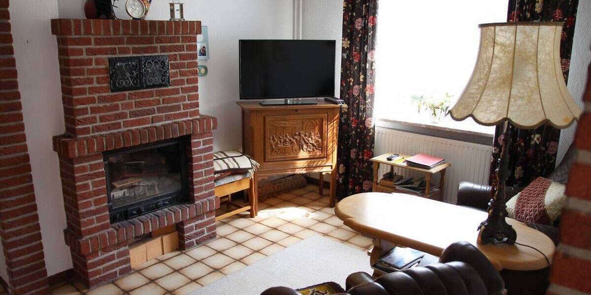 Einfamilienhaus Heidenau - 5 Zimmer, 170 m&sup2;, 1.600&euro; | Angebot:22188397