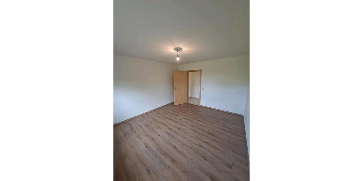 Einfamilienhaus Lunden - 4 Zimmer, 134 m&sup2;, 1.250&euro; | Angebot:26702893