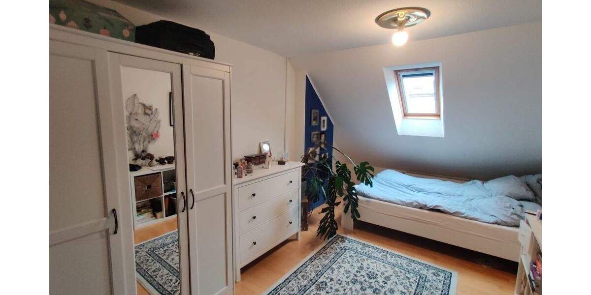 Etagenwohnung Bielefeld Innenstadt - 3 Zimmer, 91 m&sup2;, 820&euro; | Angebot:25929323