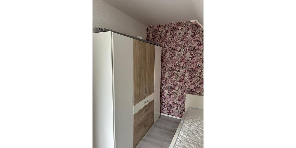 Doppelhaushälfte Burgwedel - 4 Zimmer, 116 m&sup2;, 1.100&euro; | Angebot:25105729