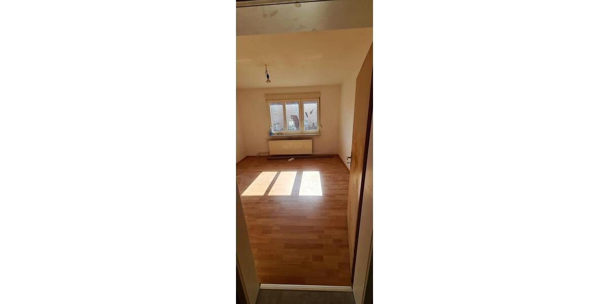 Etagenwohnung Wertheim - 3 Zimmer, 80 m&sup2;, 590&euro; | Angebot:26516803