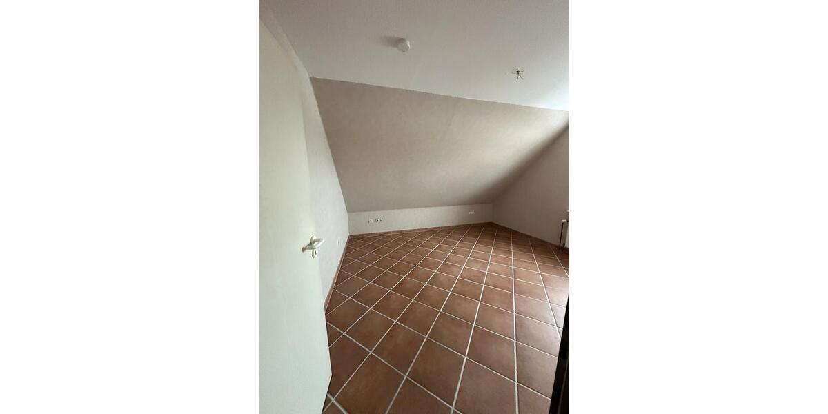 Dachgeschoßwohnung Wittmund - 3 Zimmer, 67 m&sup2;, 680&euro; | Angebot:25012483