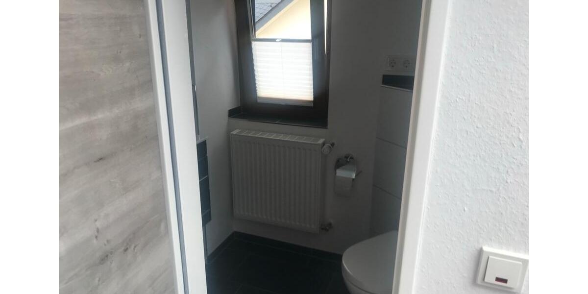 Etagenwohnung Osann-Monzel Monzel - 7 Zimmer, 180 m&sup2;, 1.350&euro; | Angebot:25973237