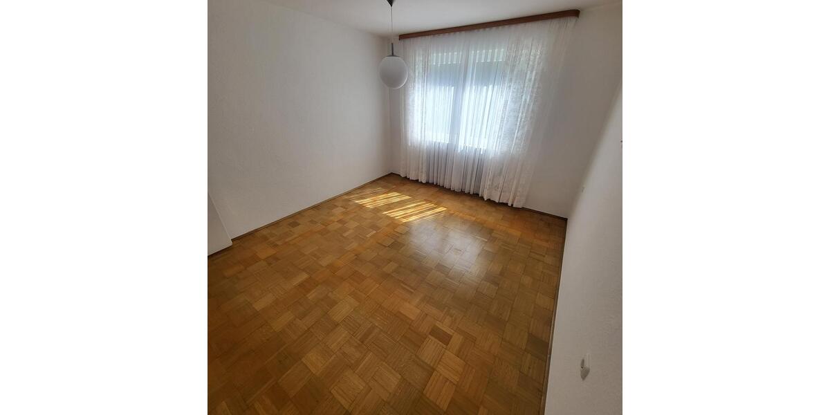Mehrfamilienhaus, Wohnhaus Krumbach (Schwaben) - 5 Zimmer, 144 m&sup2;, 1.500&euro; | Angebot:25300778