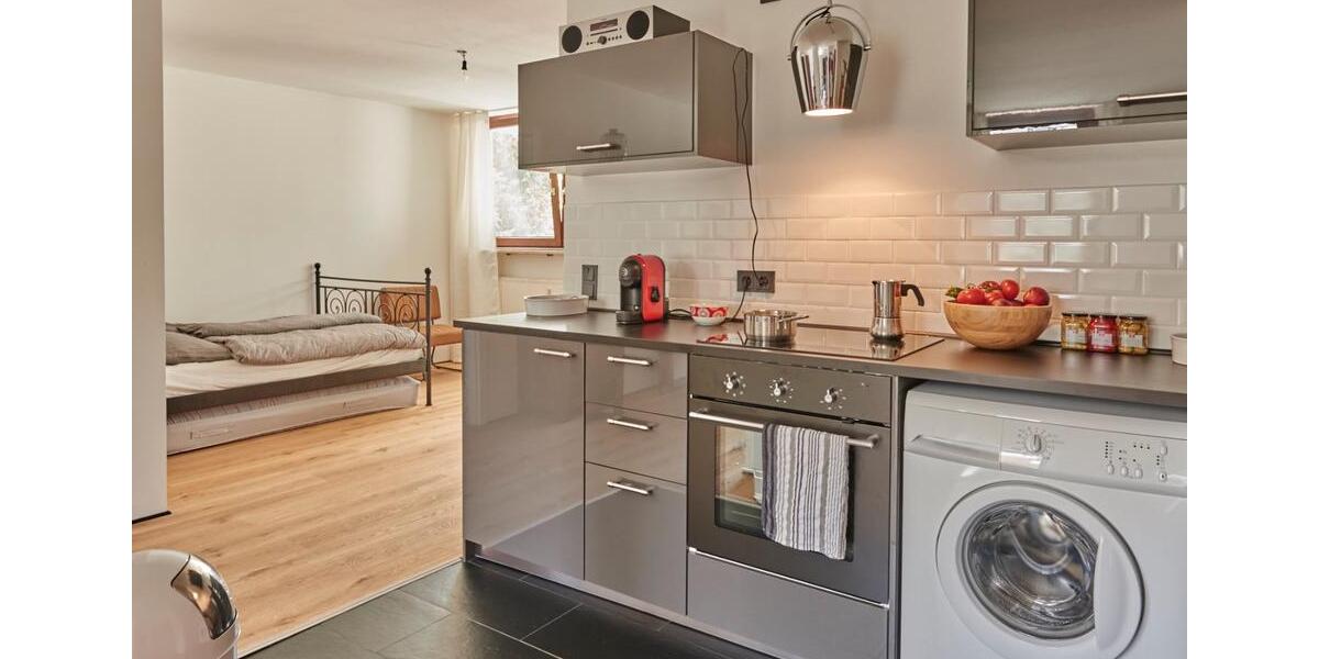 Loft - Studio - Atelier München Schwabing-Freimann - 2 Zimmer, 64 m&sup2;, 1.360&euro; | Angebot:26131659