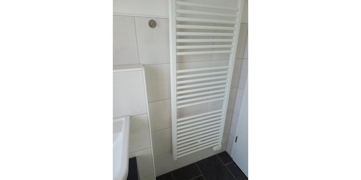 Dachgeschoßwohnung Sinzig - 1 Zimmer, 45 m&sup2;, 570&euro; | Angebot:26223779