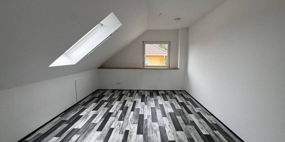 Einfamilienhaus Osterburken - 5 Zimmer, 159 m&sup2;, 1.570&euro; | Angebot:25690327