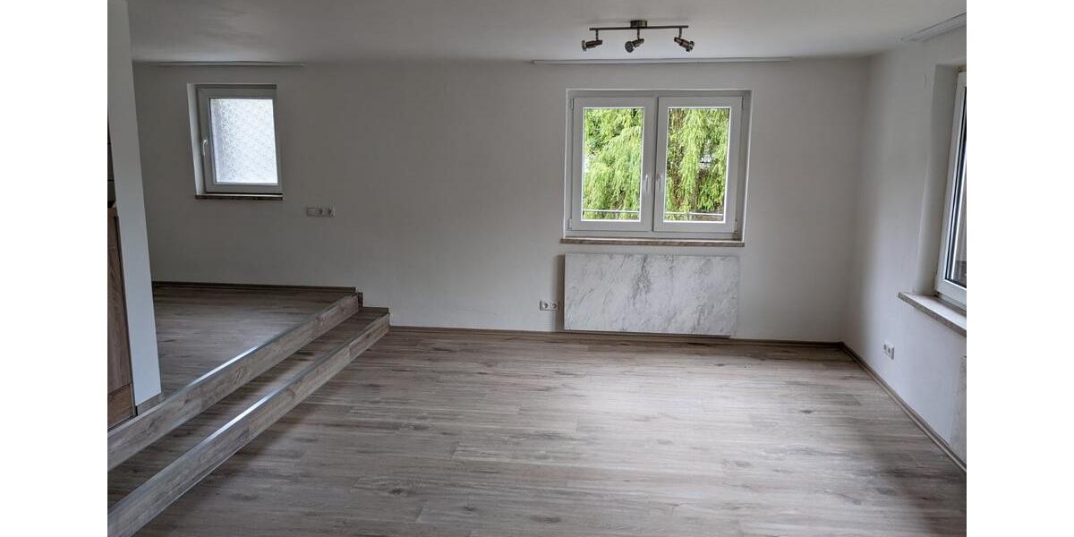 Erdgeschoßwohnung Kronach - 1 Zimmer, 32 m&sup2;, 360&euro; | Angebot:24631258