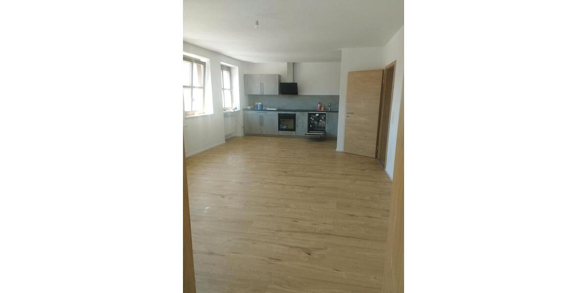 Etagenwohnung Egglham - 2 Zimmer, 60 m&sup2;, 670&euro; | Angebot:26380411