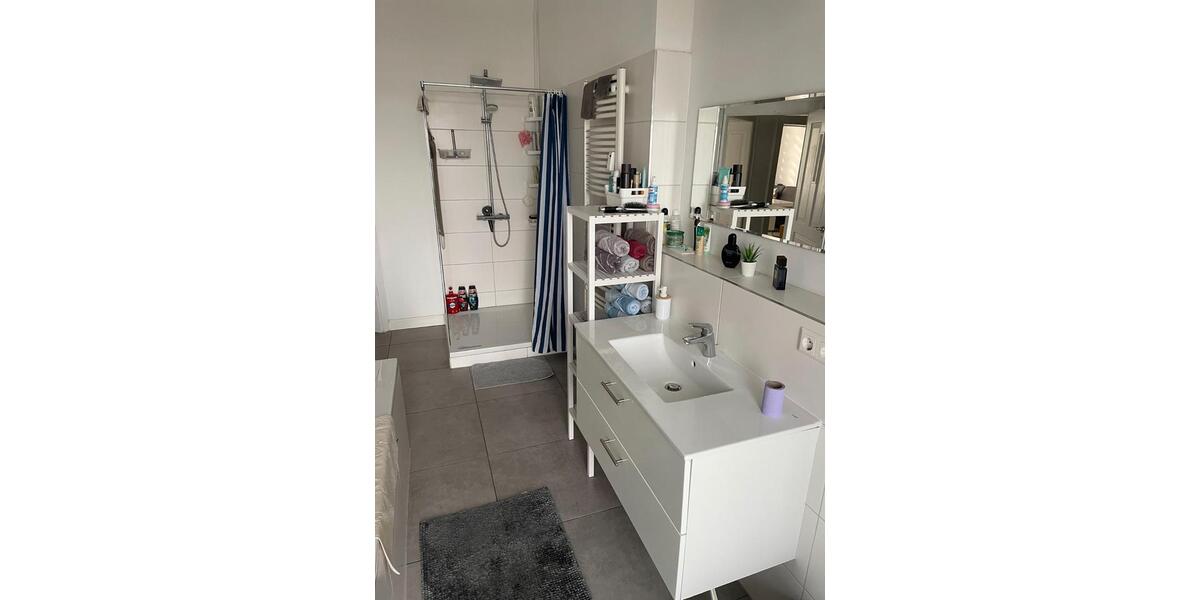 Etagenwohnung Freinsheim - 4 Zimmer, 105 m&sup2;, 1.180&euro; | Angebot:25724560