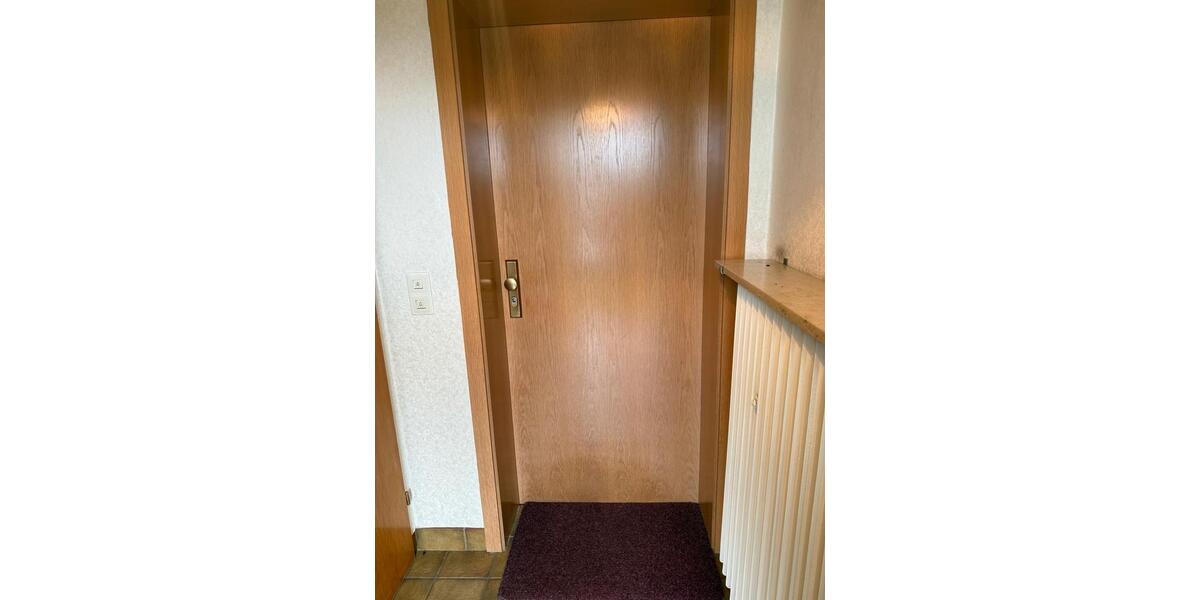 Erdgeschoßwohnung Niederkassel - 4 Zimmer, 85 m&sup2;, 1.400&euro; | Angebot:26396471
