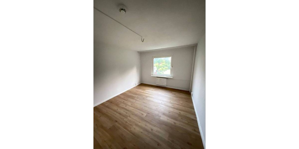 Etagenwohnung Kiel Mettenhof - 2 Zimmer, 61 m&sup2;, 509&euro; | Angebot:26820541