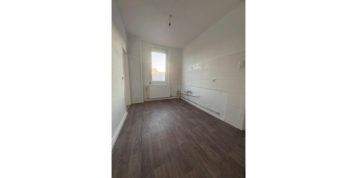 Etagenwohnung Seesen - 4 Zimmer, 88 m&sup2;, 720&euro; | Angebot:25995451