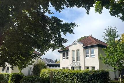 RASTEDE Kleine Stadtvilla Haus zu vermieten knapp 120 qm 4 zimmer