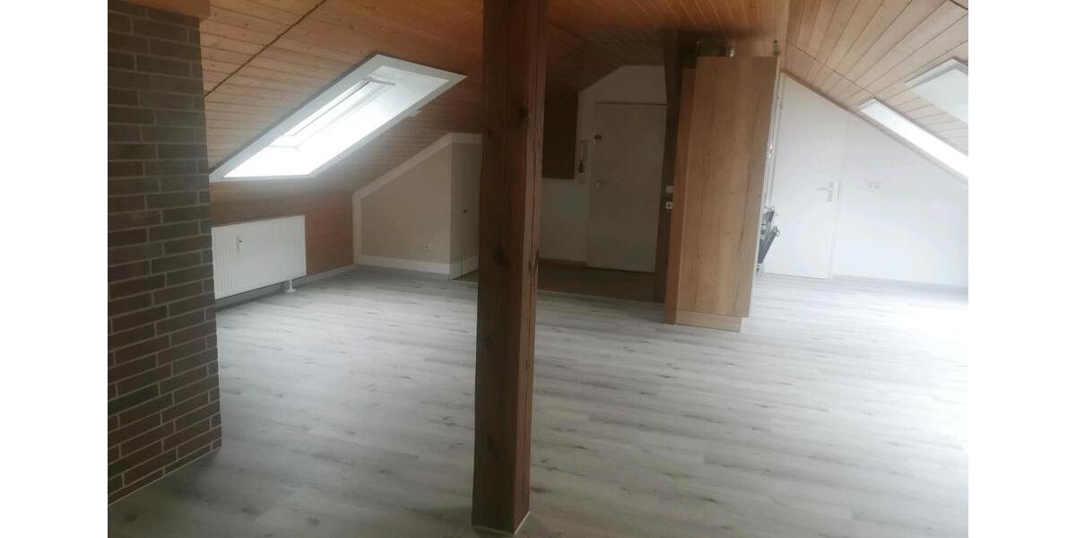 Dachgeschoßwohnung Jockgrim - 1 Zimmer, 65 m&sup2;, 790&euro; | Angebot:26238640