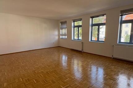 Charmante 1-Zimmer Wohnung in Wolfenbüttel mit Einbauküche zimmer