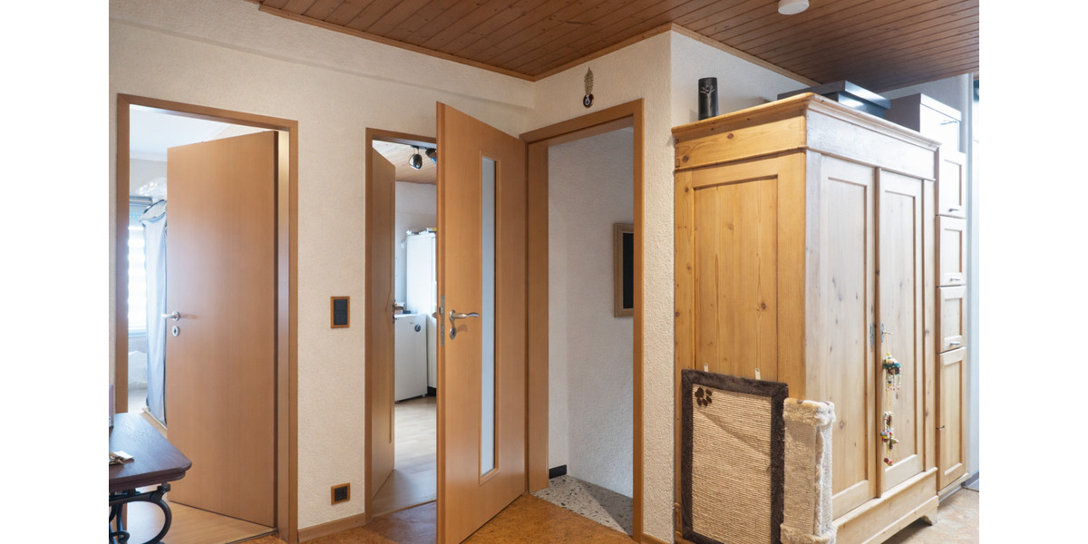 Dachgeschoßwohnung Dieblich - 4 Zimmer, 120 m&sup2;, 975&euro; | Angebot:24652790