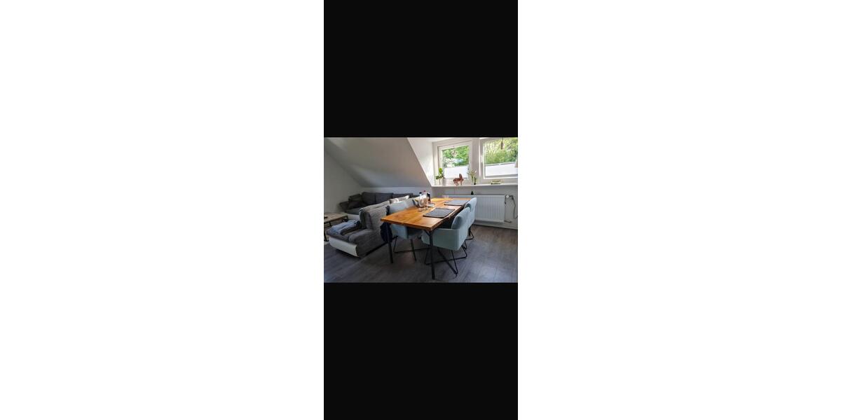 Dachgeschoßwohnung Altena - 2 Zimmer, 43 m&sup2;, 285&euro; | Angebot:26120988
