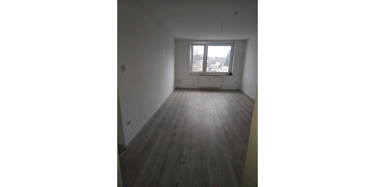 Etagenwohnung Essen Huttrop - 4 Zimmer, 85 m&sup2;, 880&euro; | Angebot:24737596