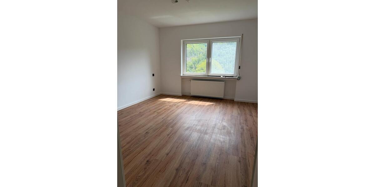 Erdgeschoßwohnung Gummersbach - 3 Zimmer, 73 m&sup2;, 760&euro; | Angebot:26563127
