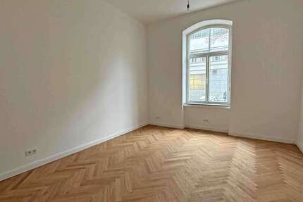 Wohnung zum Mieten in Düsseldorf 2.150 € 103 m² 3 zimmer