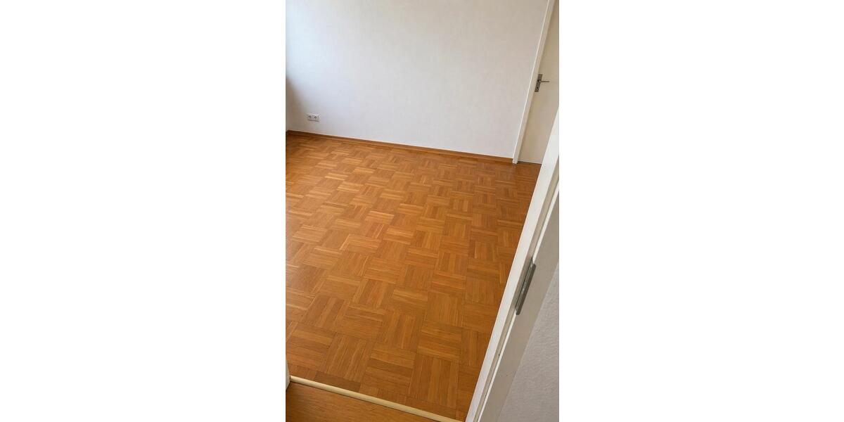Etagenwohnung Bad Kissingen - 3 Zimmer, 90 m&sup2;, 900&euro; | Angebot:26241906