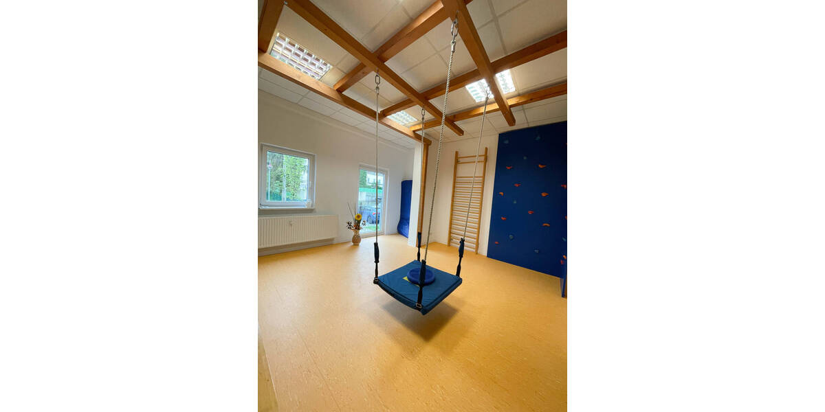 Gewerbeobjekt Lauter-Bernsbach Lauter - 1 Zimmer, 92 m&sup2;, 999&euro; | Angebot:26629501