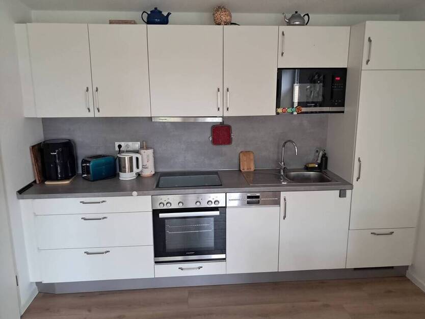 Moderne Dachgeschoßwohnung mit Balkon und hochwertiger Ausstattung in ruhiger Lage von Oldenburg