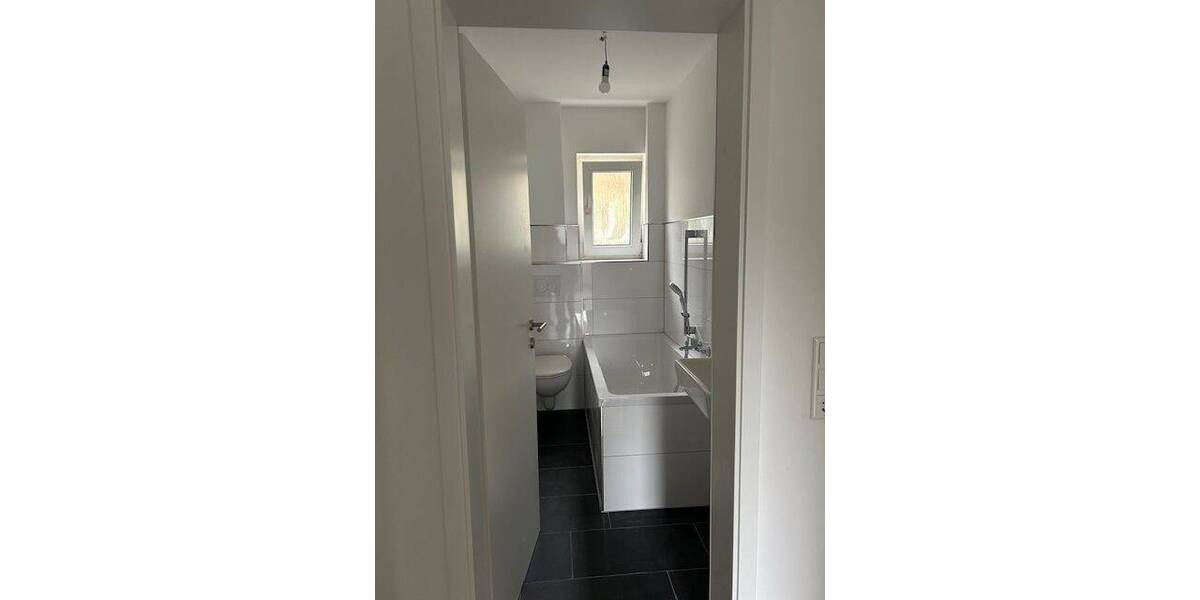 Etagenwohnung Sundern - 2 Zimmer, 43 m&sup2;, 380&euro; | Angebot:23939741