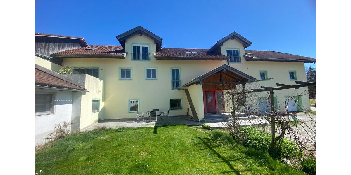 Dachgeschoßwohnung Steinhöring - 4 Zimmer, 114 m&sup2;, 1.195&euro; | Angebot:25232558