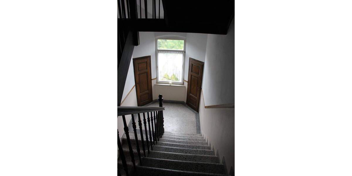 Etagenwohnung Weißenfels - 2 Zimmer, 65 m&sup2;, 450&euro; | Angebot:26544383