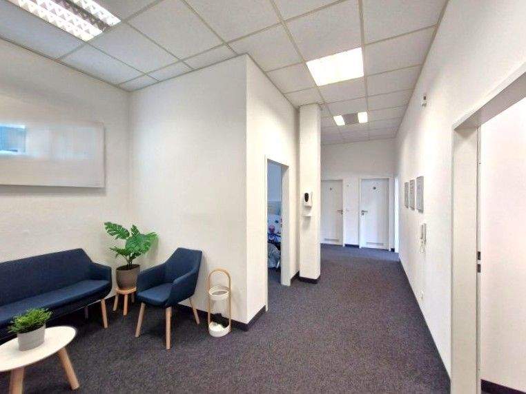 Gewerbeobjekt Rosenheim Süd - 3 Zimmer, 98 m&sup2;, 1.035&euro; | Angebot:25696949