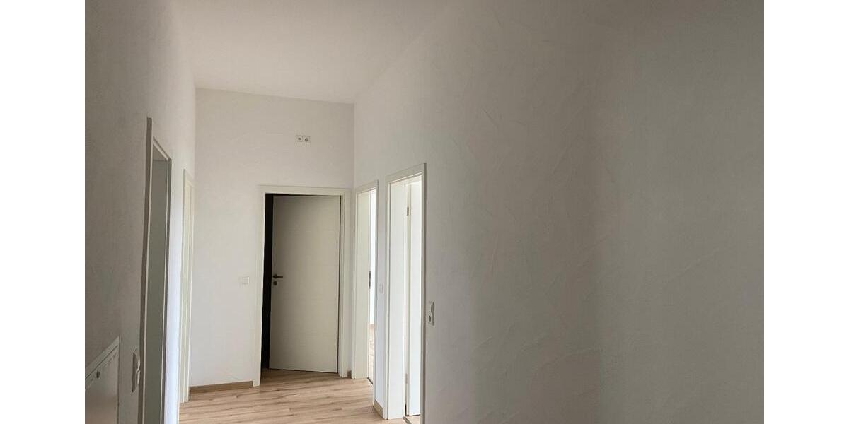 Etagenwohnung Pronsfeld - 3 Zimmer, 89 m&sup2;, 730&euro; | Angebot:24744185