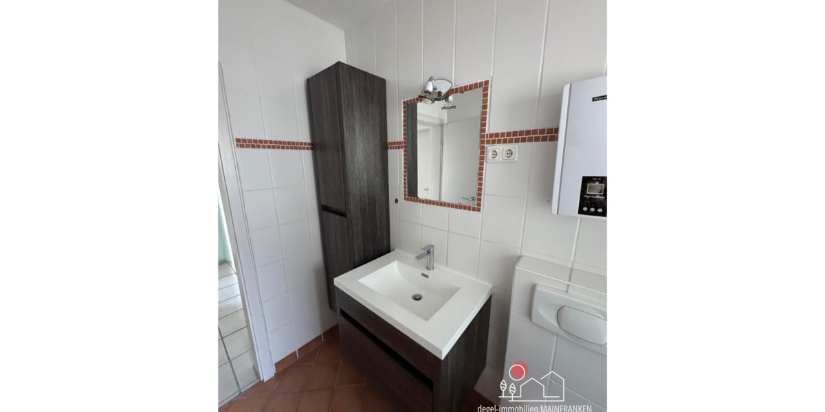 Etagenwohnung Schweinfurt Nordwestlicher Stadtteil - 4 Zimmer, 84 m&sup2;, 820&euro; | Angebot:24746995