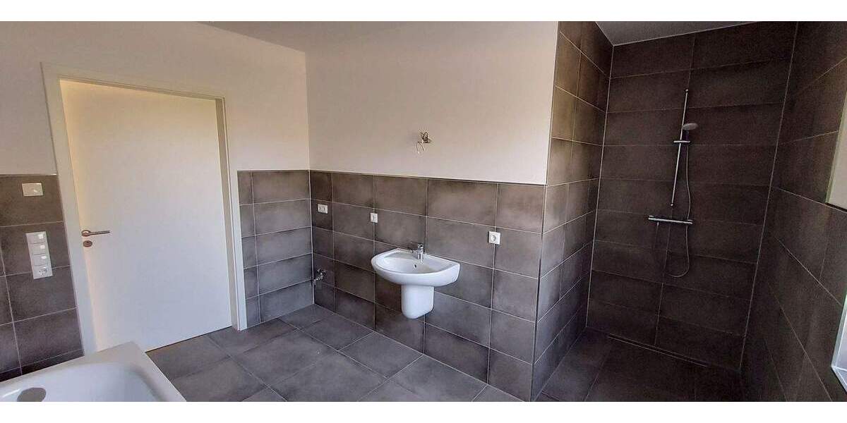 Terrassenwohnung Stralsund Tribseer - 3 Zimmer, 100 m&sup2;, 1.350&euro; | Angebot:26155575