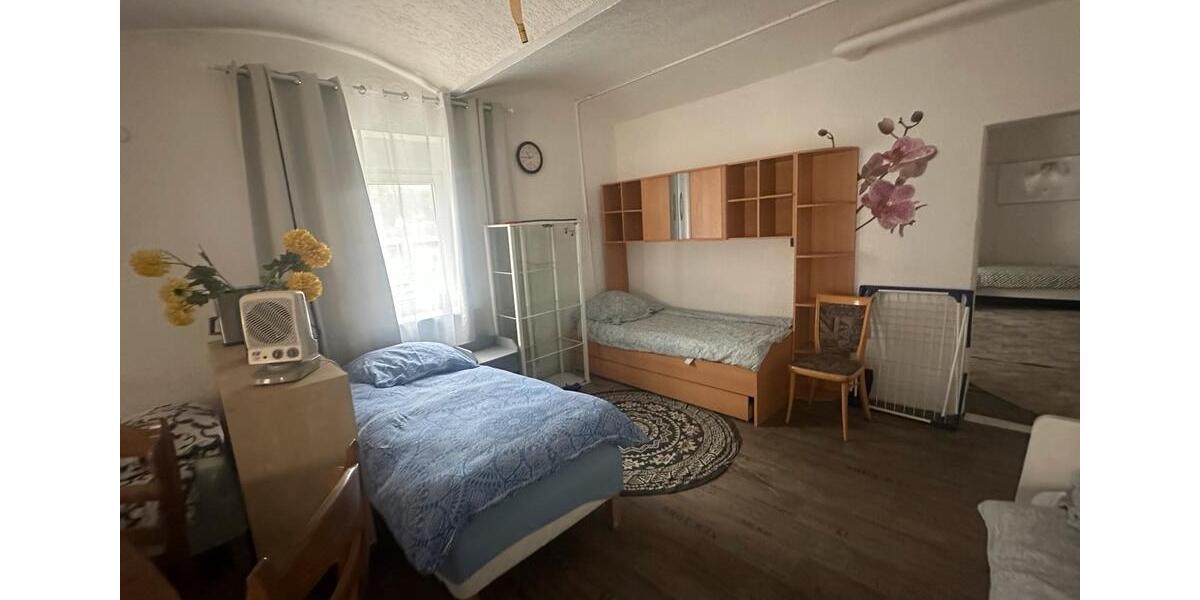 Wohnen auf Zeit Hahnstätten - 10 Zimmer, 250 m&sup2;, 14&euro; | Angebot:24427635