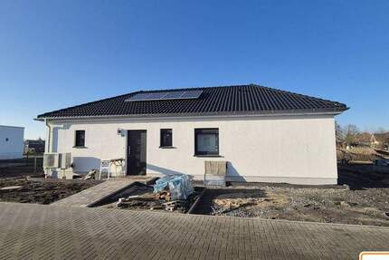 Haus Löbnitz - 4 Zimmer, 110 m&sup2;, 1.500&euro; | Angebot:24180833