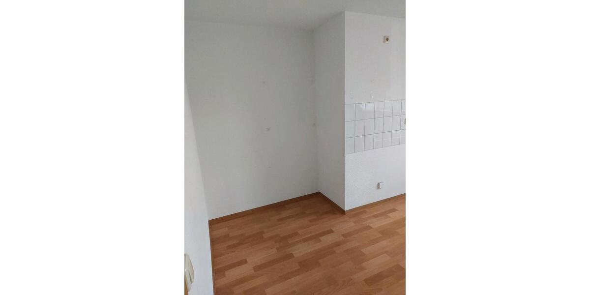 Dachgeschoßwohnung Bautzen - 2 Zimmer, 72 m&sup2;, 358&euro; | Angebot:25964140
