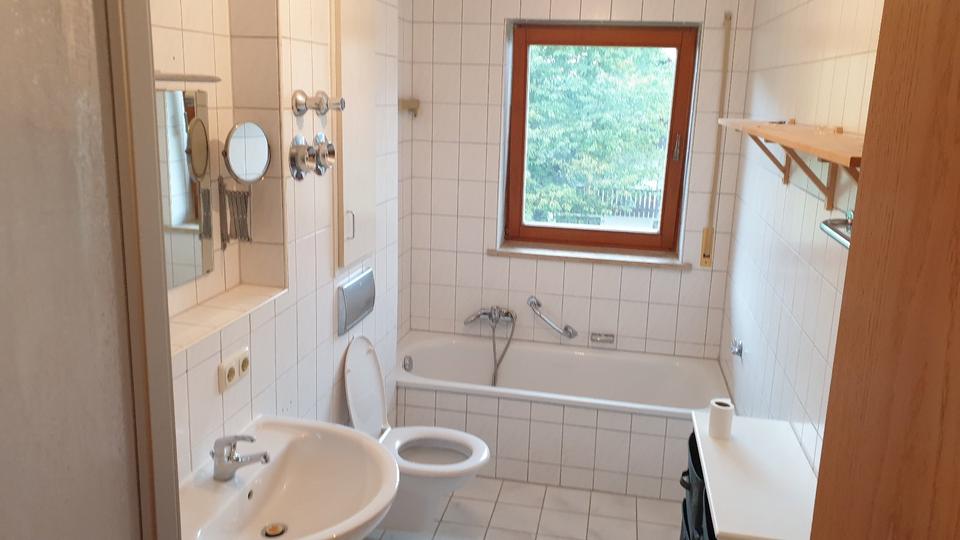 Etagenwohnung Aldersbach - 3 Zimmer, 80 m&sup2;, 610&euro; | Angebot:23871614