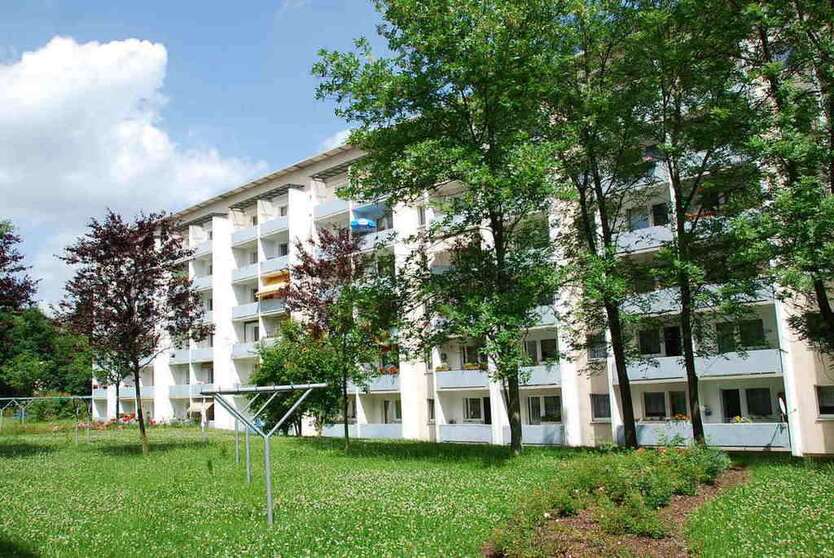 Wohnung zum Mieten in Chemnitz 207 € 41.39 m² 2 zimmer
